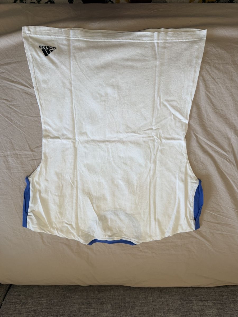 T-shirt: T-shirt Adidas – Usato da Grabs venduto da DidiPop290 1