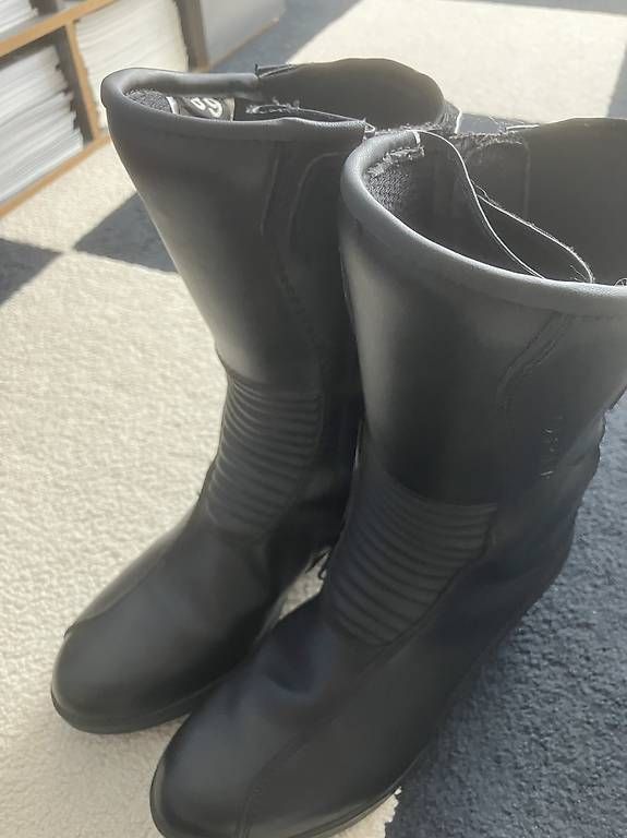 Ensembles & Tailleurs: Damen Motorrad Bekleidung  – D'occasion à Rüthi (Rheintal) par Josiffert0 4