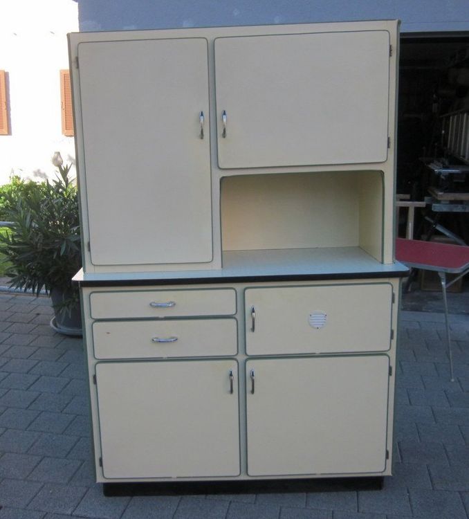 Mid Century, Vintage Küchenbuffet von 1956, beige/grün (Gebraucht) in ...