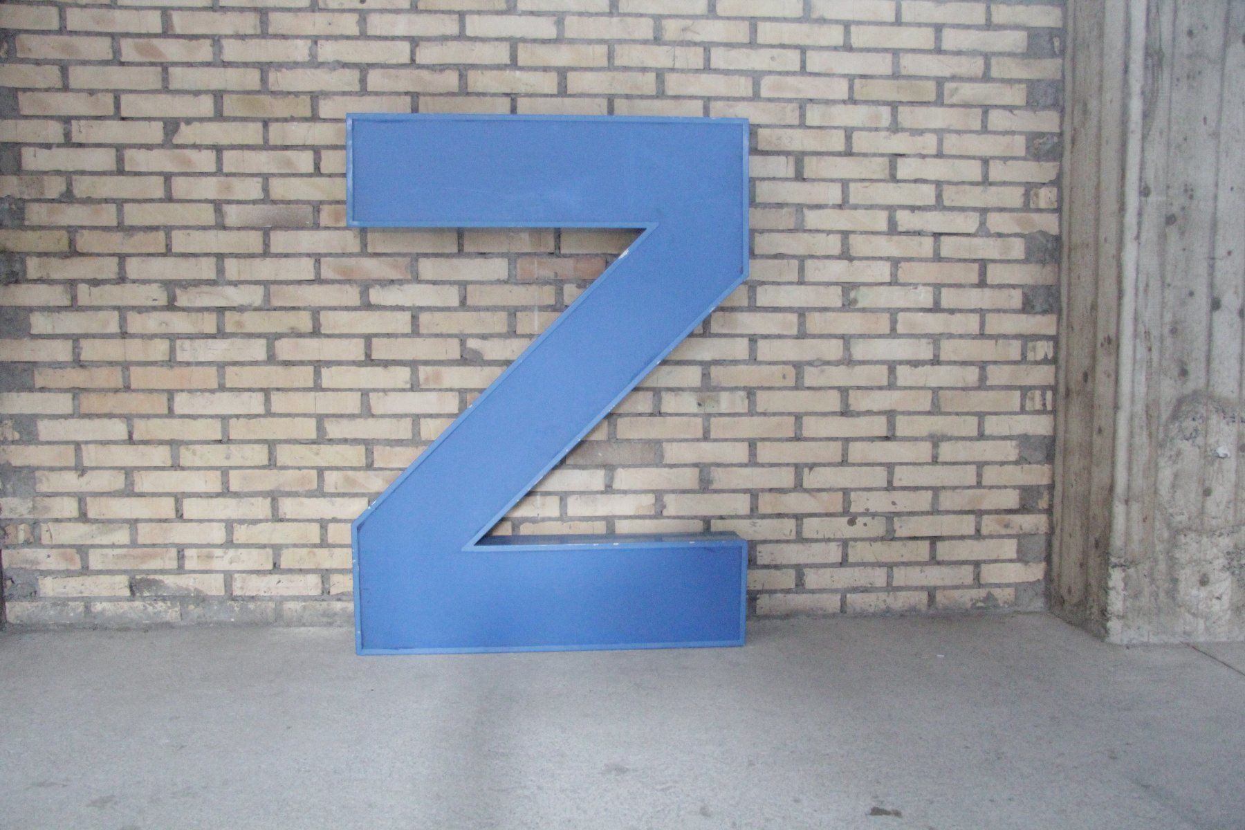 Alle Dekorationen: Leuchtbuchstabe N – Gebraucht aus zürich von Eglistrasse