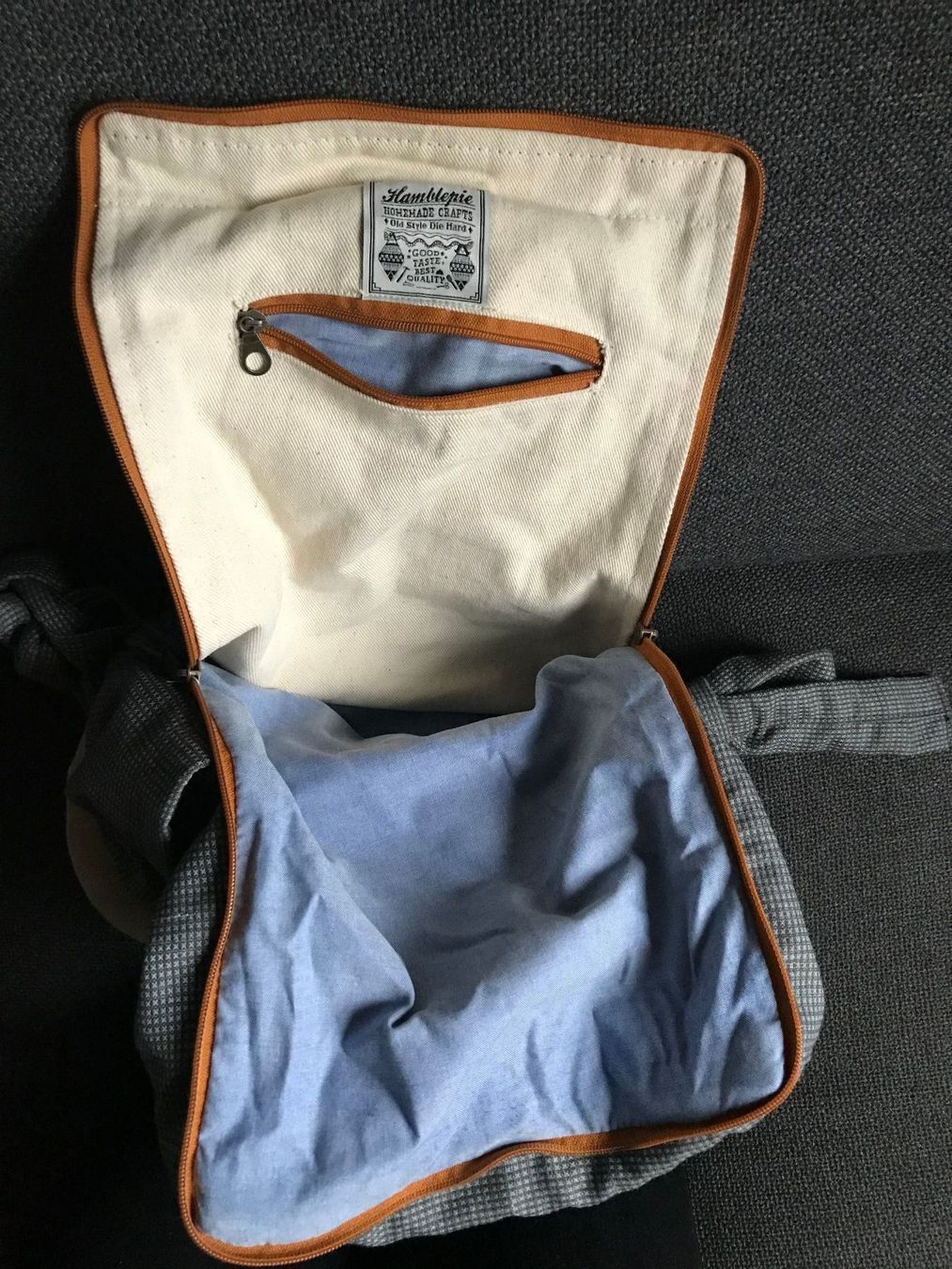 Zaini: Designs Rucksack – Usato da Affoltern am Albis venduto da cub_tx9s 3