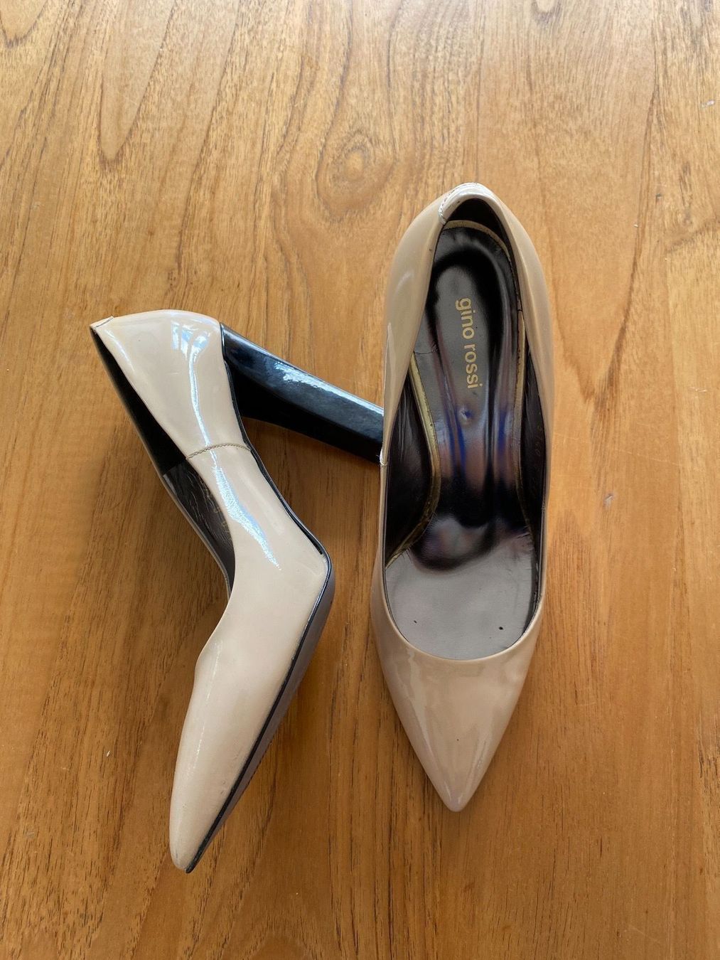 Damenschuhe: Gino Rossi Pumps in beige – Gebraucht aus Zürich von Grothschild 2