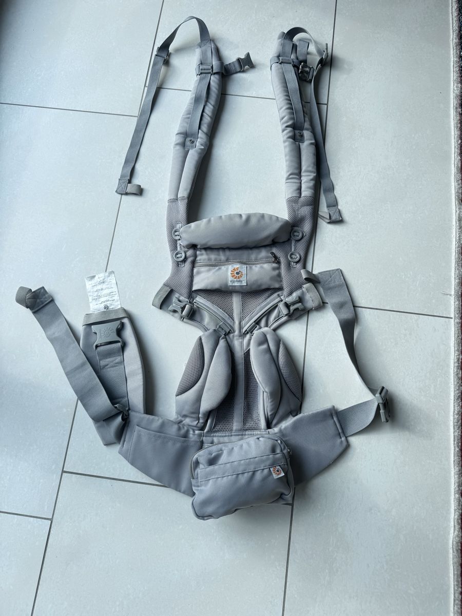 Ergobaby Bauch- & Rückentragen: Babytrage Ergobaby – Gebraucht aus Zürich von Iry-Bell