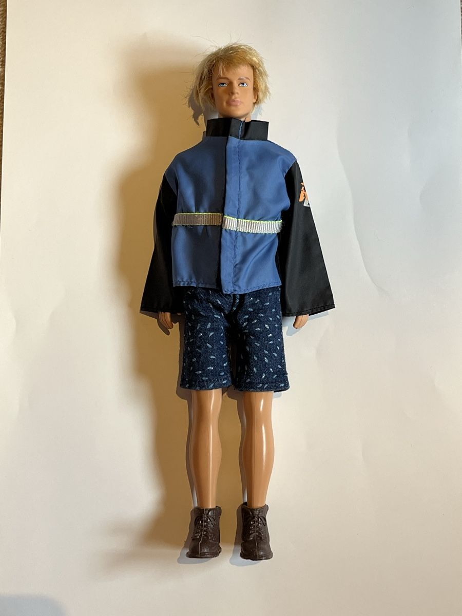 Puppen: Ken mit mehreren outfits – Gebraucht aus Mönchaltorf von sop_77lq 3
