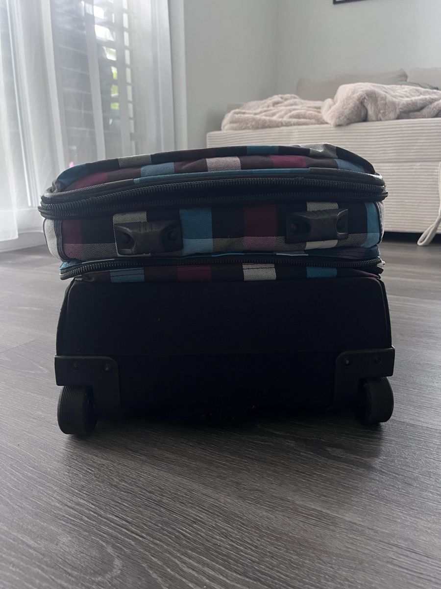 Dakine Valigie: Dakine Koffer mit Rollen – Usato da Winterthur venduto da 2Be.linda 1