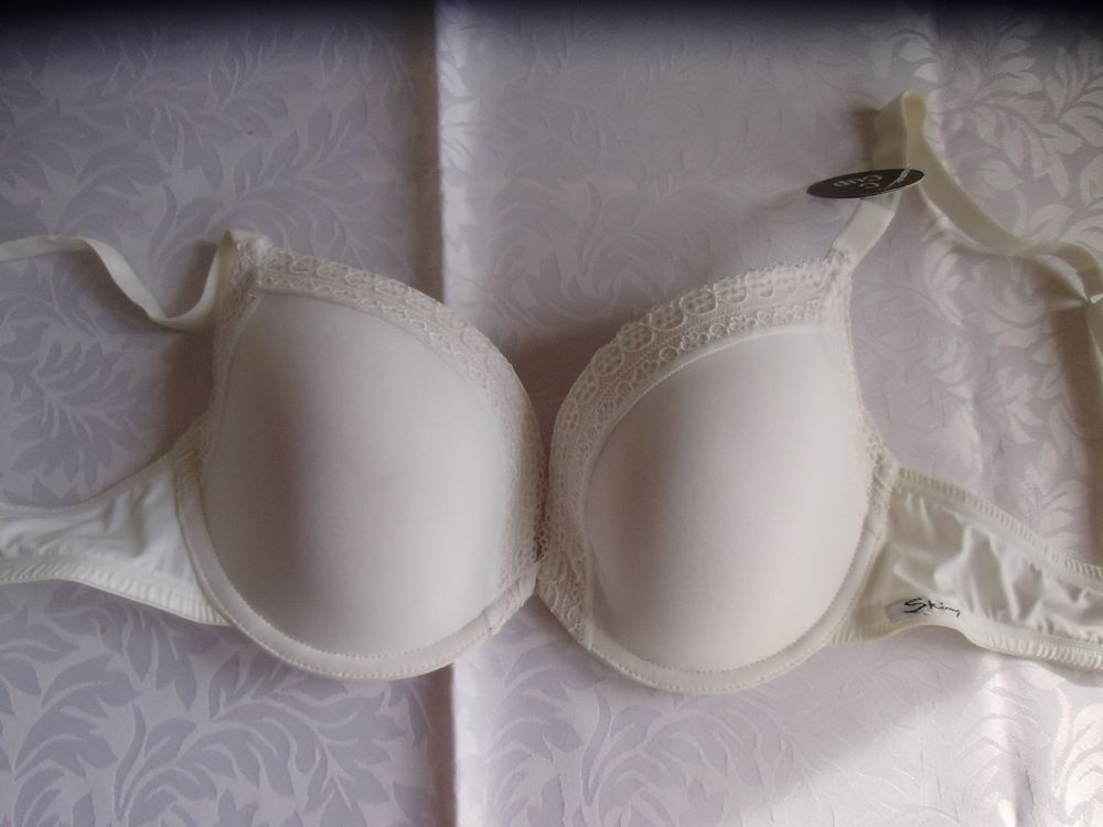 Reggiseno Bikini Con Ferretto Skiny Sea Lovers, In Microfibra Riciclata, Senza Imbottitura, Per Un Seno Naturale. Spalline Regolabili, Chiusura A 3 Ganci.