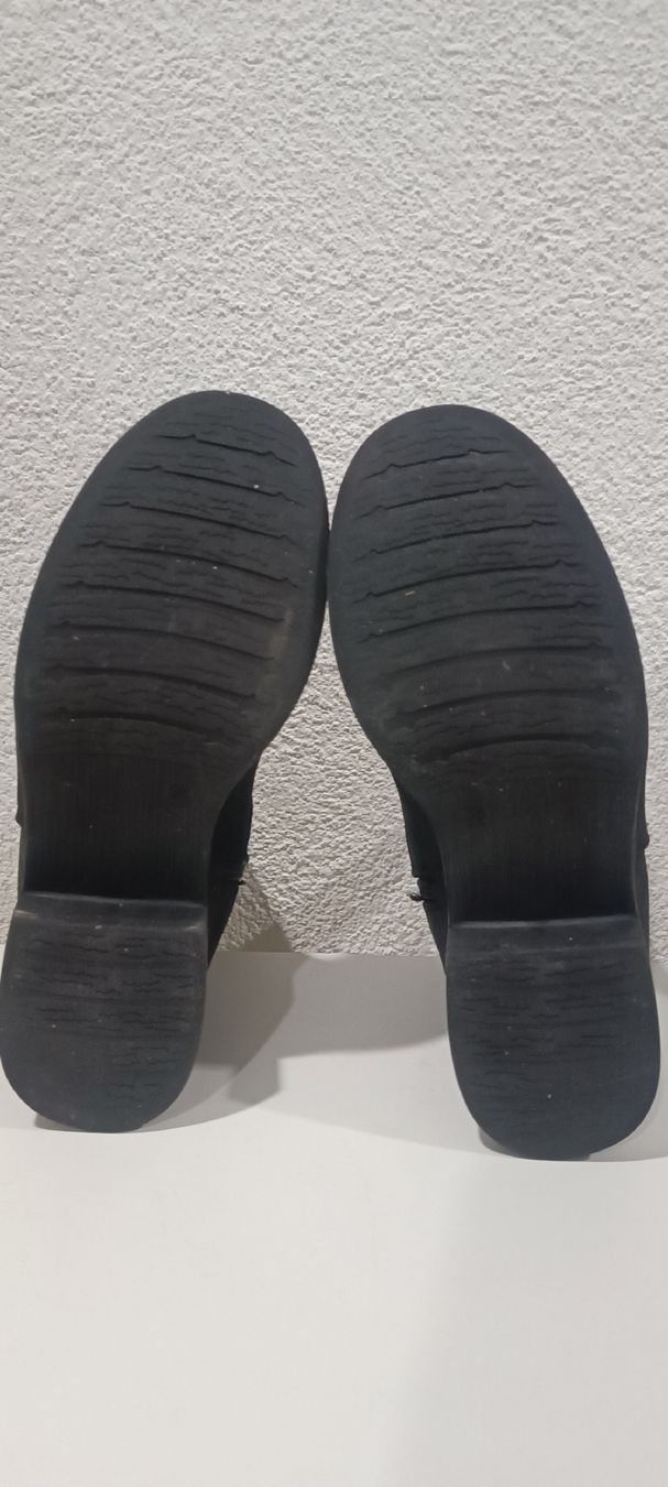 Scarpe da donna: Schwarze Winterstiefeletten Gr. 38 – Usato da Zürich venduto da Sherin 3