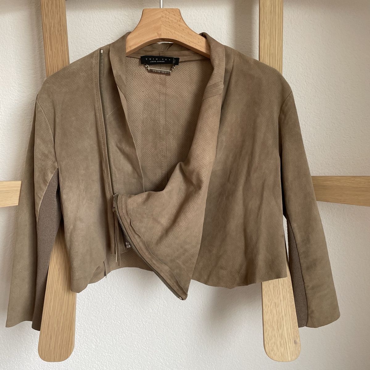 Bolero: Twin-Set Simona Barbieri Suede Leather Jacket S/M – Usato da Küsnacht ZH venduto da Zubli 3