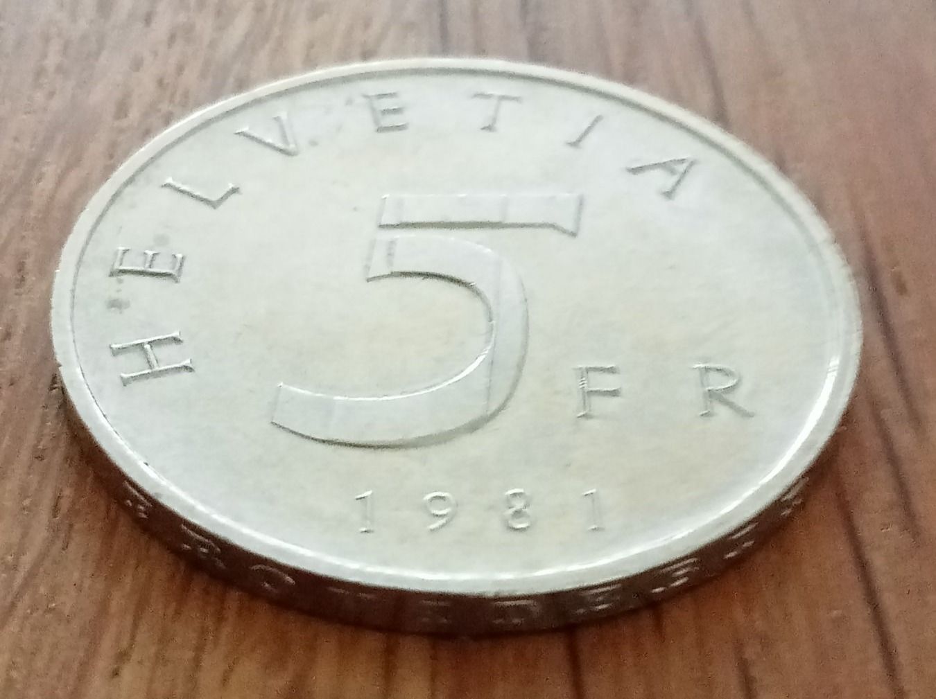 Tutti le monete: 5 Franken 1981 – Usato da Alpnach Dorf venduto da ake-7x7v 1