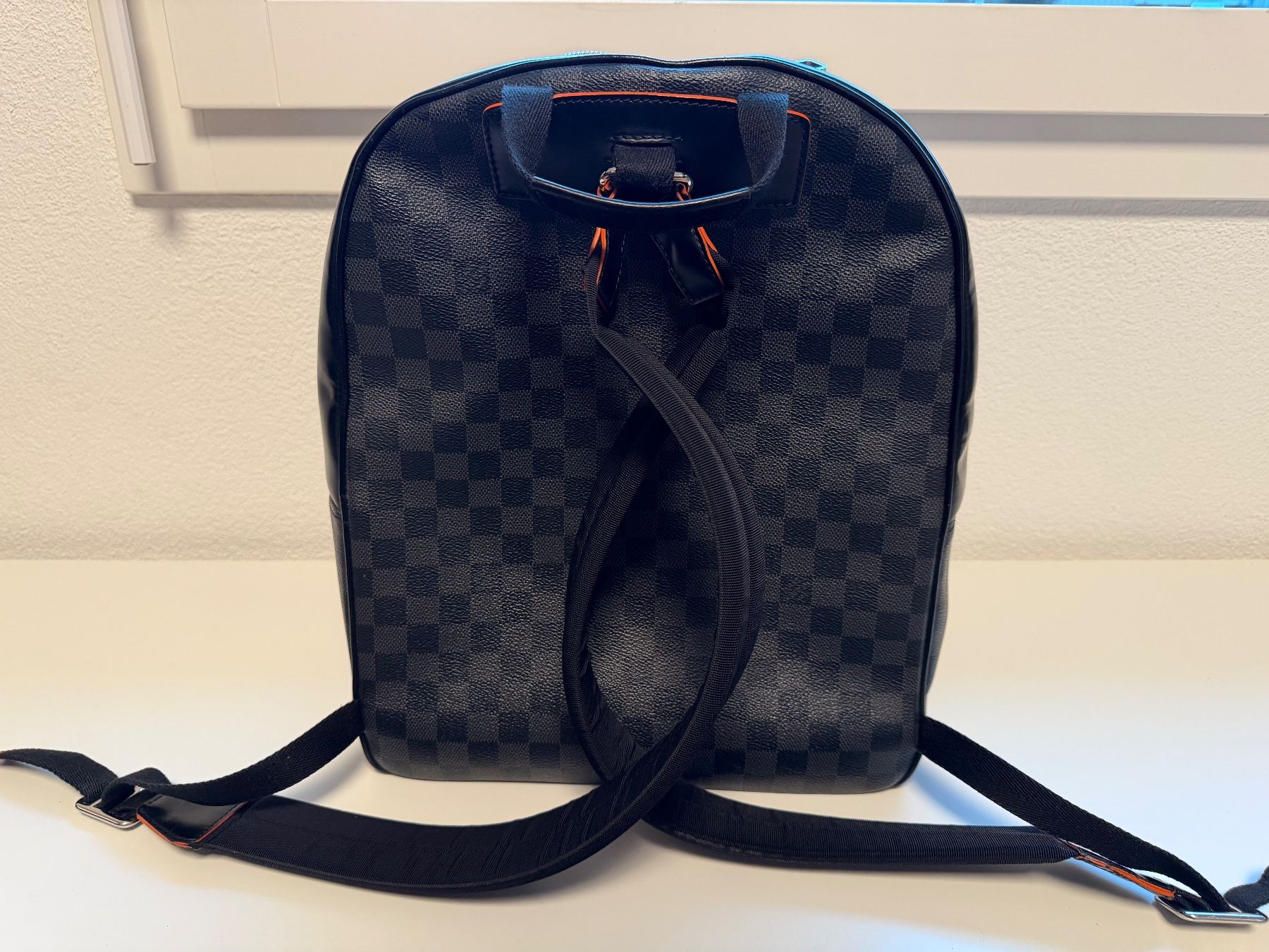 Louis Vuitton Sacs à dos: Wunderschöner Louis Vuitton Rucksack – D'occasion à Hagendorn par Tiagoneves10 3