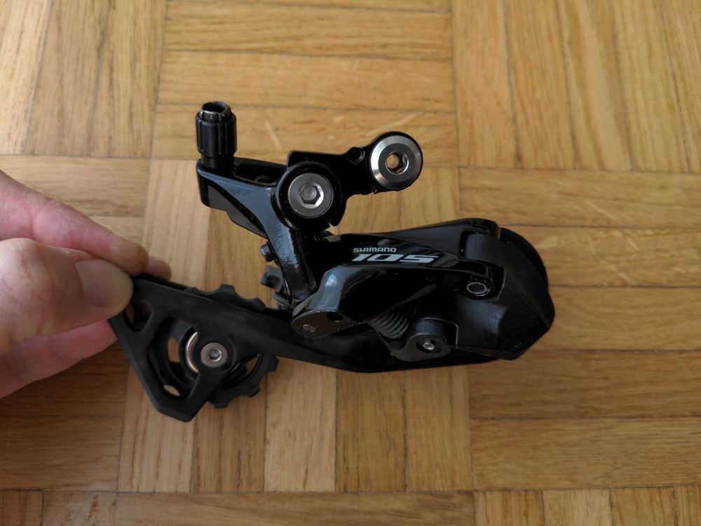 Groupe Shimano 105 R7000 Complet 2x11 Vitesses – FD-R7000, RD-R7000, ST-R7000 STI