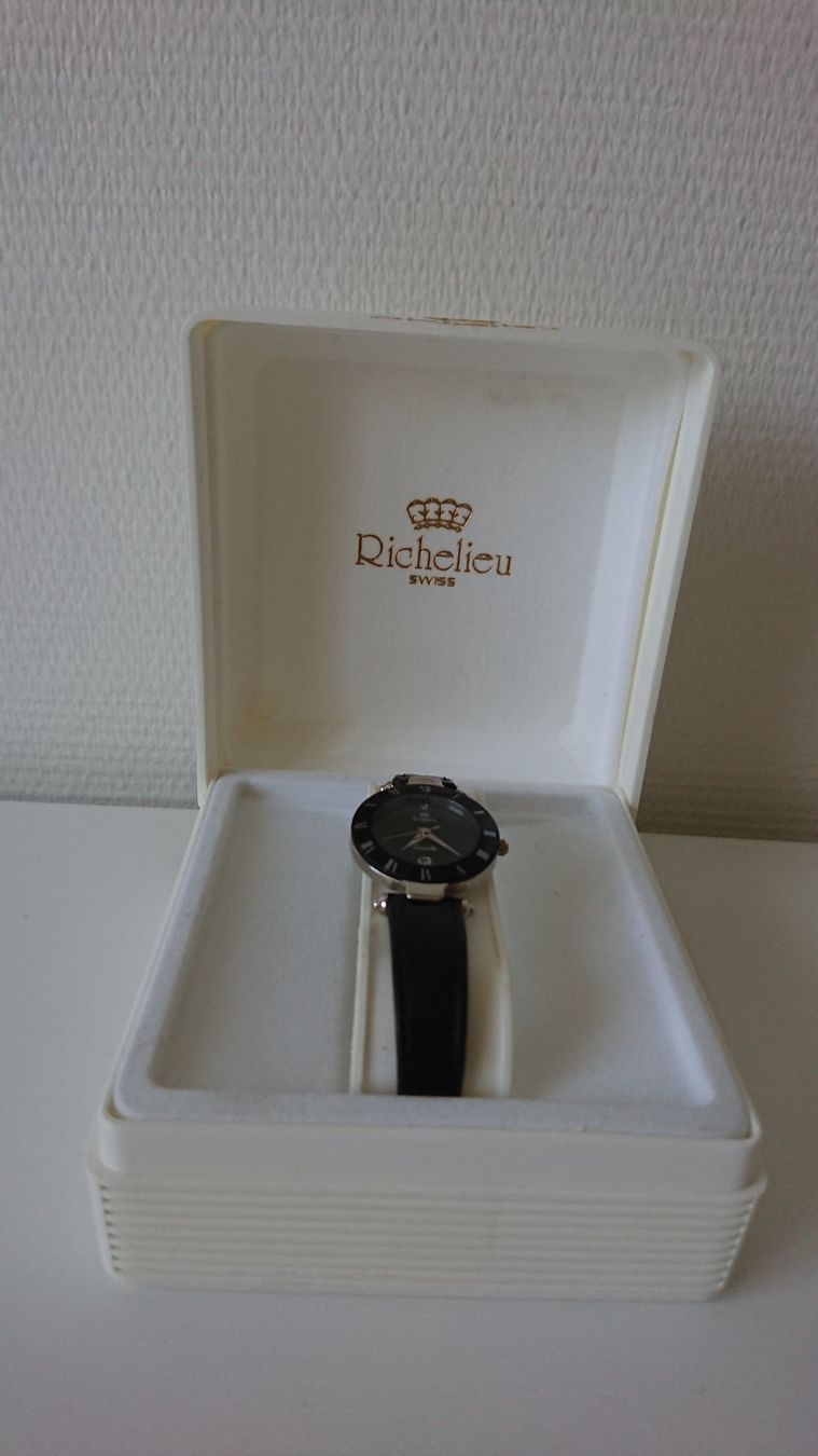 Orologi: Montre Richelieu – Usato da Estévenens venduto da Rockingirl