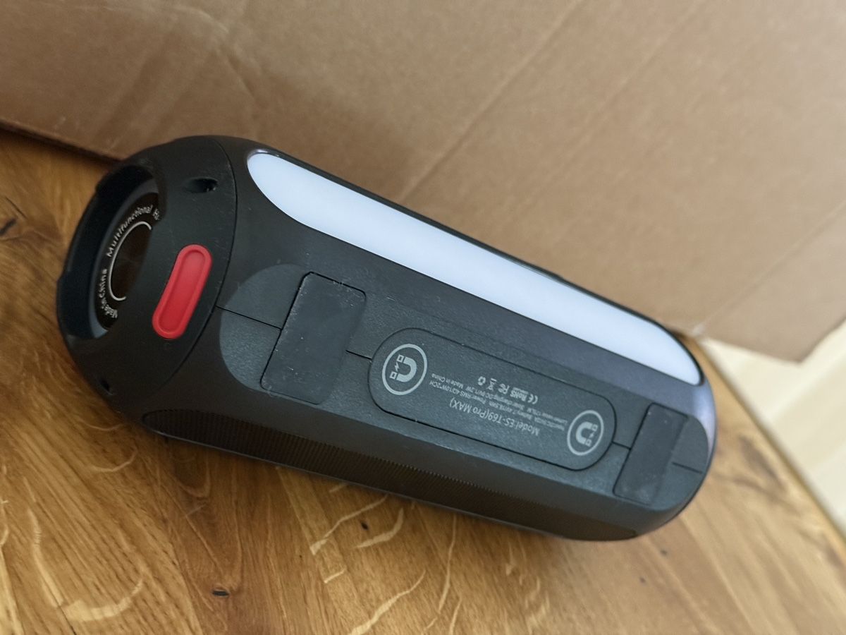 Lautsprecher: Kabelloser Bluetooth Lautsprecher – Neu (gemäss Beschreibung) aus Bassersdorf von XB00 1