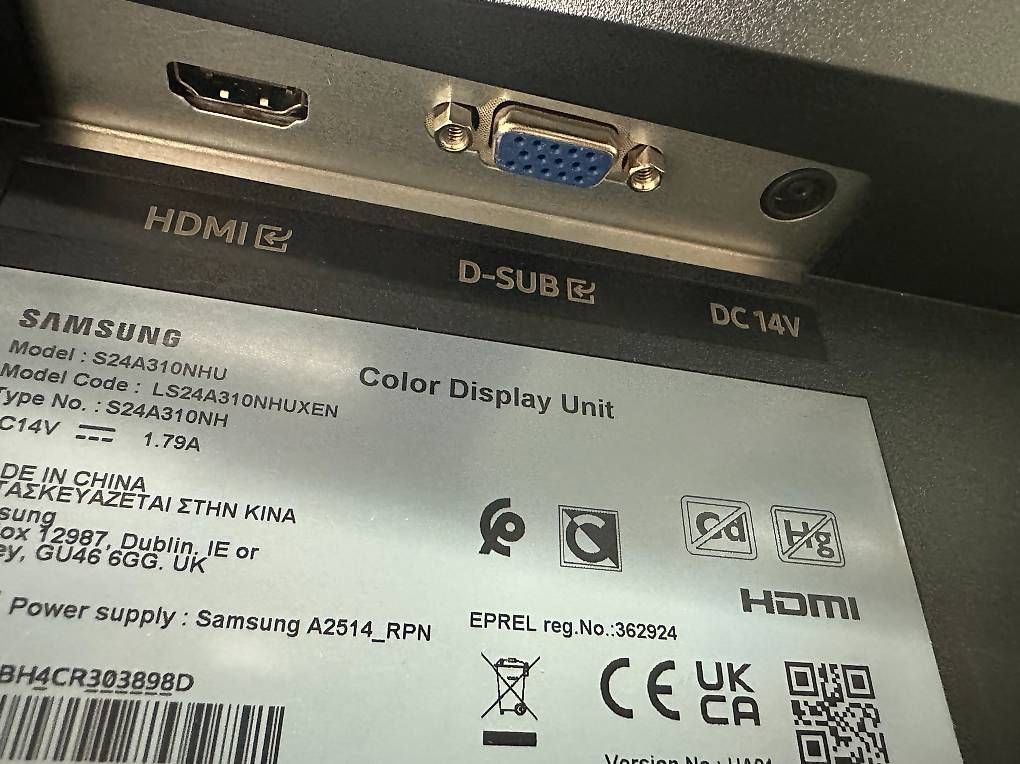 Ecrans: Samsung Bildschirm – D'occasion à Dällikon par ssshk 1