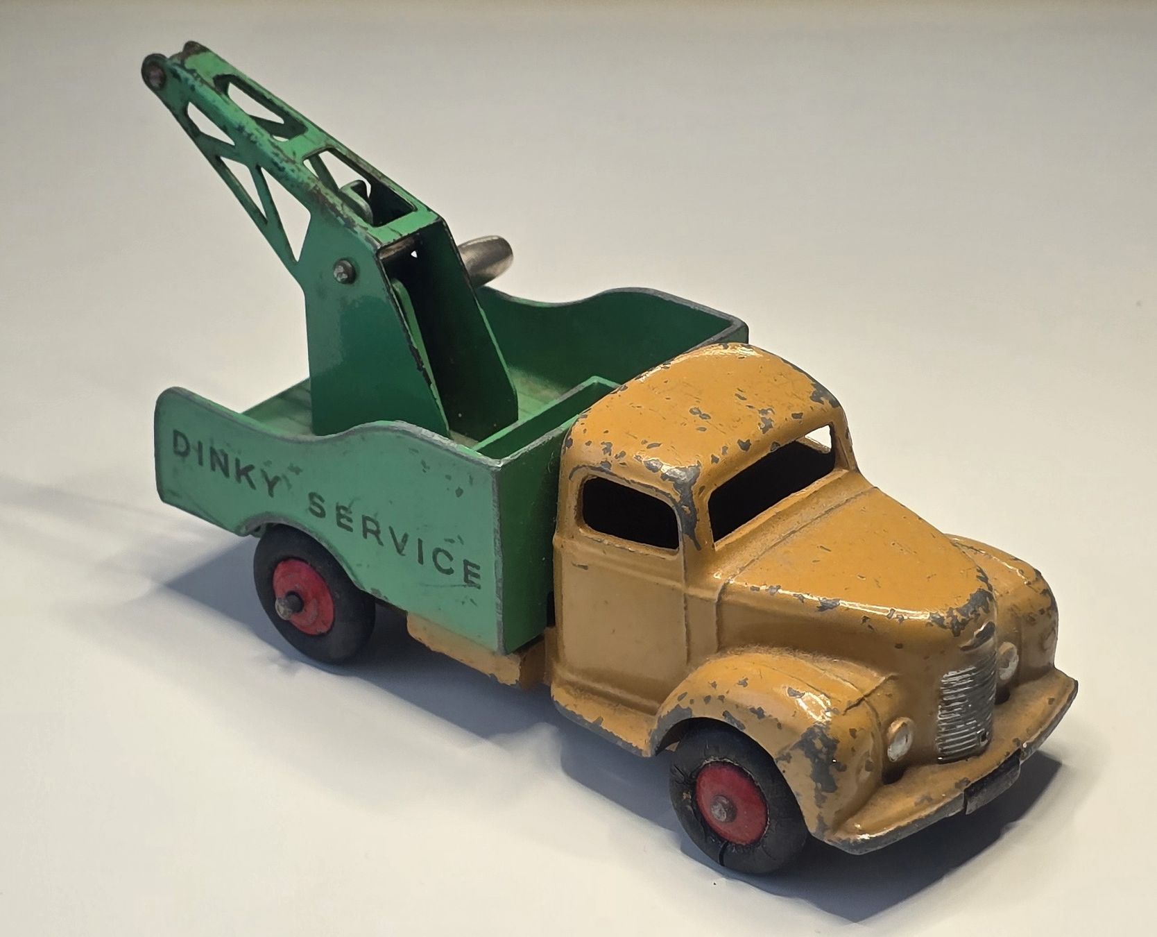 Dinky Toys Modellautos: Dinky Toys Commer Abschleppwagen – Gebraucht aus Kirchberg BE von HotWheelsSammler