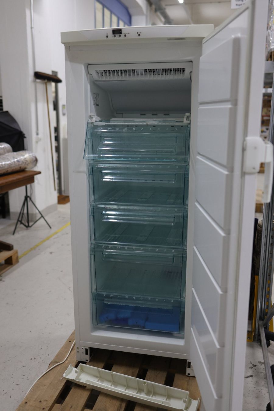 Electrolux Congelatori: Electrolux Gefrierschrank Model: EUF2700 – Usato da Volketswil venduto da brockipfannenstil 5