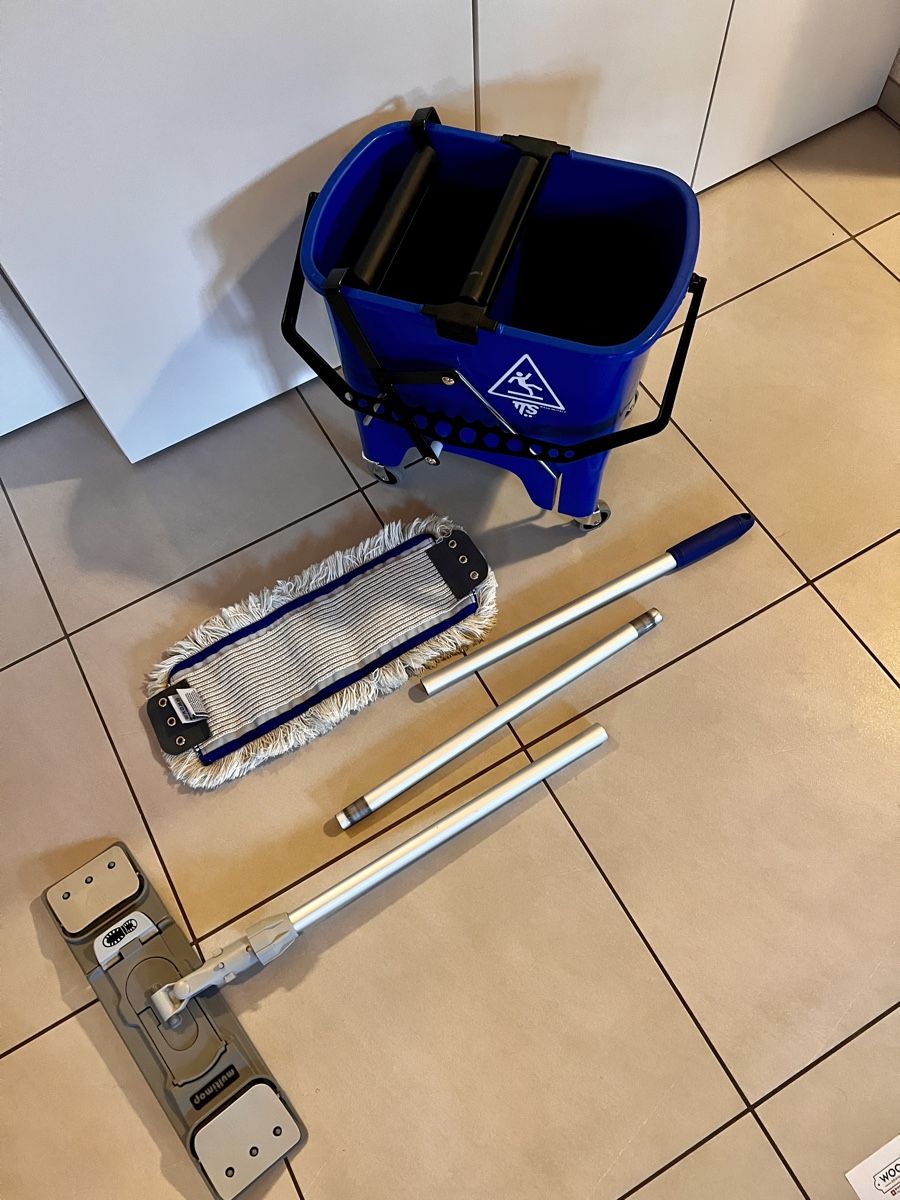 Sonstiges für Haushalt & Wohnen: WOCA Multimop Starter-Set – Neu (gemäss Beschreibung) aus Winterthur von Concorde12 4