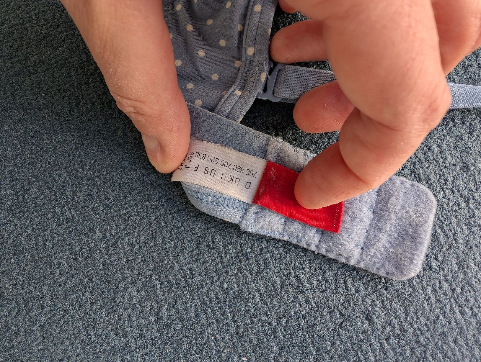 Esprit Altra biancheria intima: Esprit BH blau gepunktet, Grösse 70C Spitze – Nuovo (secondo la descrizione) da Zürich venduto da Romy_1011 4