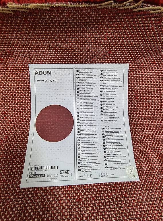 Tapis: Roter Teppich fürs Büro oder Kinderzimmer  – D'occasion à Dänikon ZH par Franzi.K 1