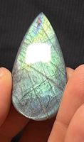 Wunderschönes Labradorit Cabochon von höchster Qualität