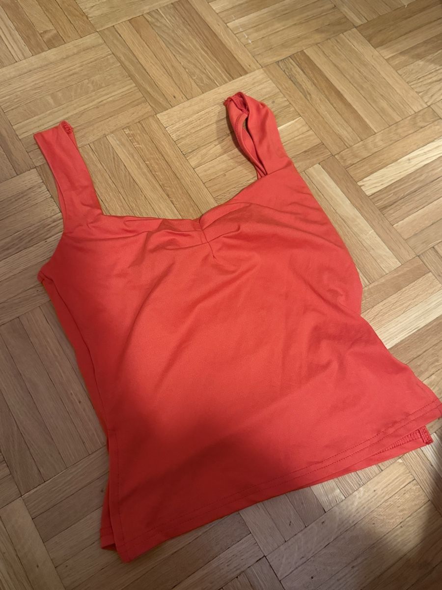 Tops: Débardeur rouge – Neu (gemäss Beschreibung) aus Grand-Lancy von saf_tlt2 1