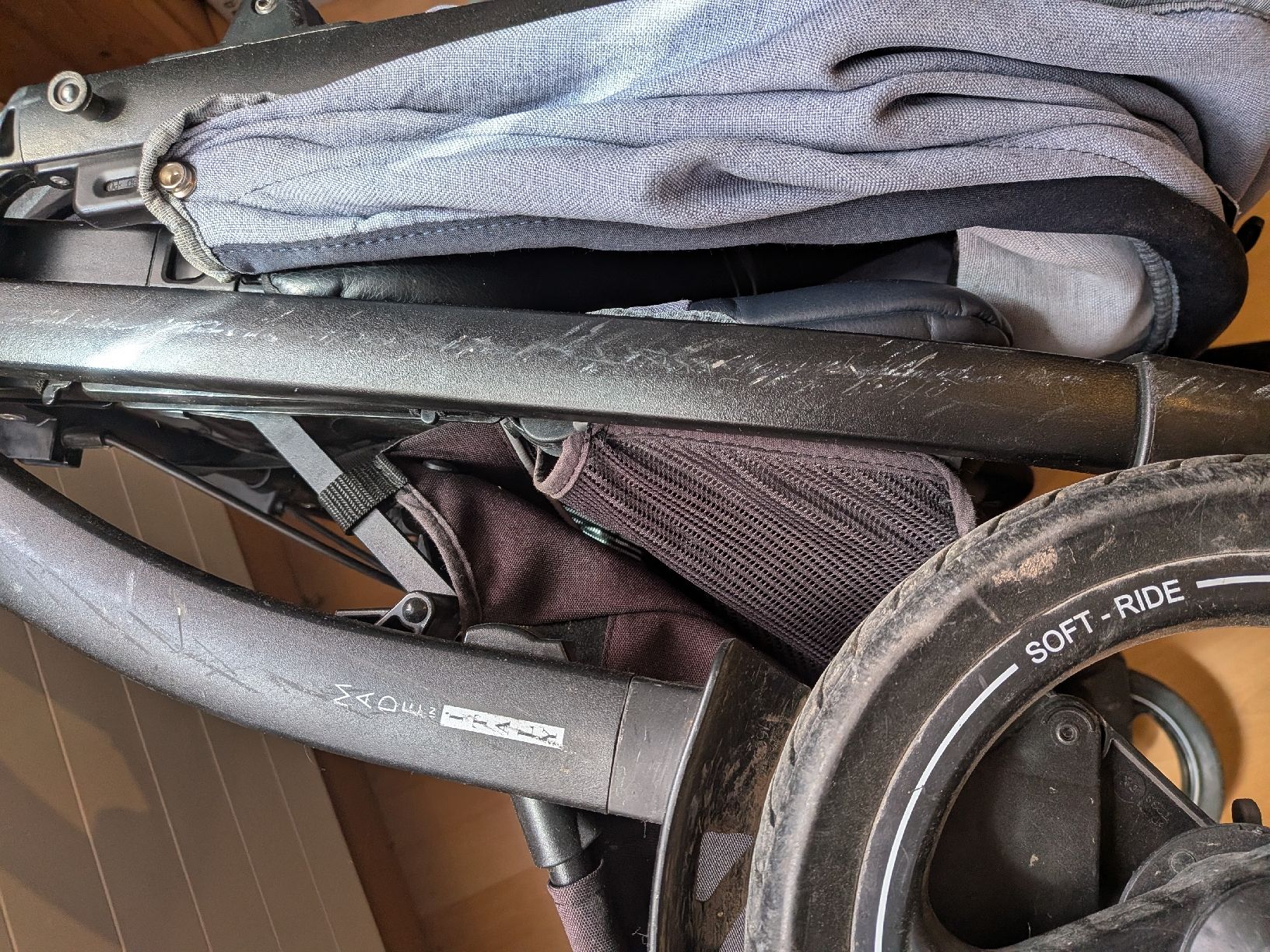 Peg Perego Carrozzine: Zwillings Geschwister Wagen – Usato da Mädris-Vermol venduto da Lady365 5