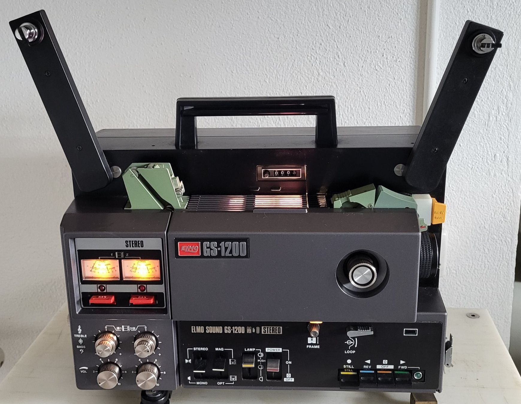 Elmo Proiettori: Projecteur ELMO GS-1200 – Usato da Villars-sur-Glâne venduto da rifzari
