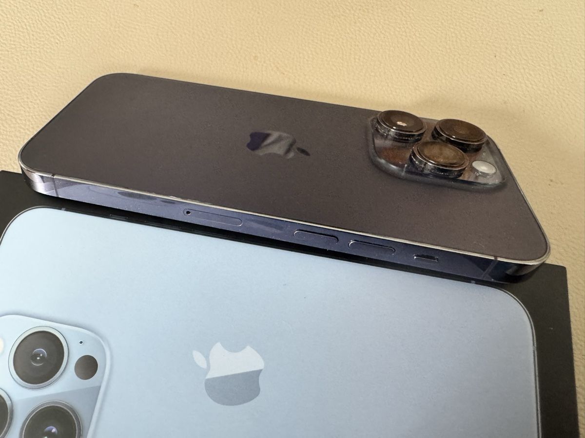Apple Handys / Smartphones: Iphone 14 Pro, 128 GB, violett – Gebraucht aus Dübendorf von fly75 4