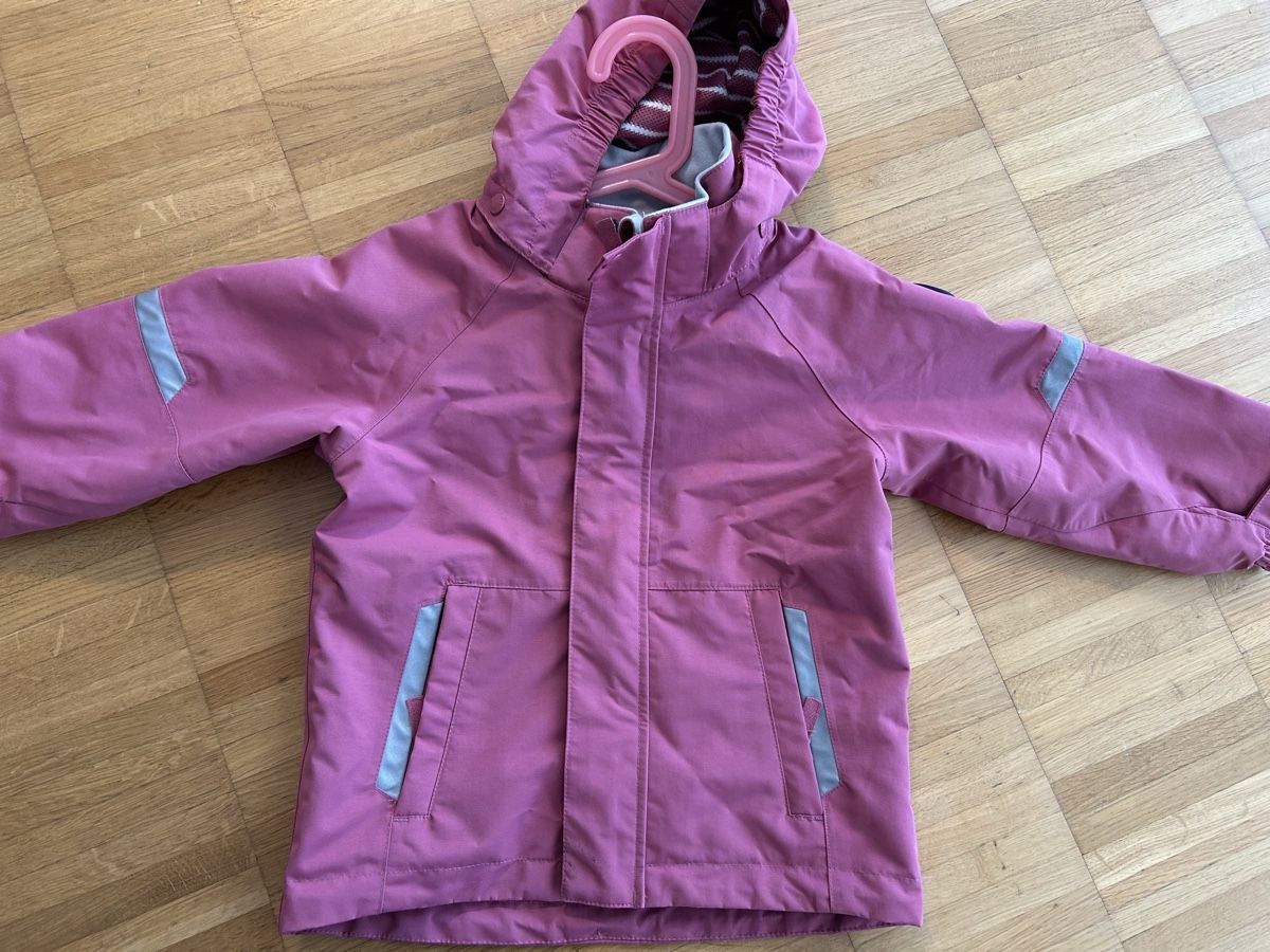 Giacche & Cappotti: Wasserdichte Shelljacke Polarn O. Pyret rosa Grösse 98 – Usato da Zug venduto da jaques187