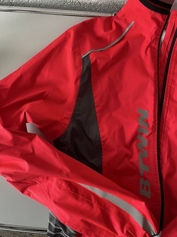 Giacche: Fahrrad-Regenjacke, Gr. M – Usato da Gümligen venduto da 55_44 1