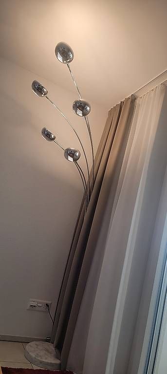 Lampade: Hochwertige Stehlampe – Usato da Remetschwil venduto da Smitt 1