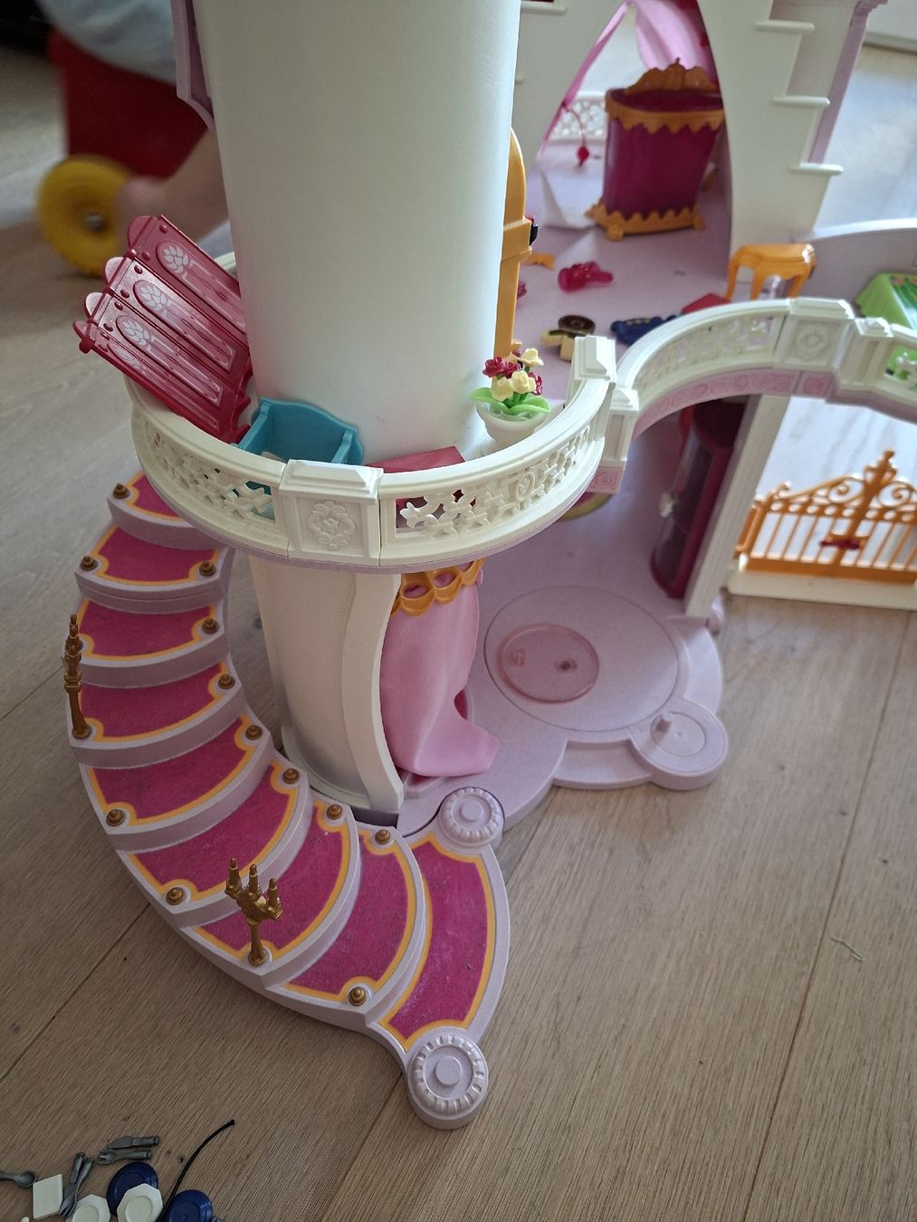 Playmobil Giocattoli: Playmobil Schloss gross  – Usato da Meinisberg venduto da Destiny1972 5