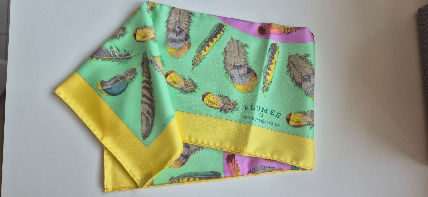 Hermès Foulard & Sciarpe: HERMÈS Seidencarré – Nuovo (secondo la descrizione) da Worb venduto da Satchmo04