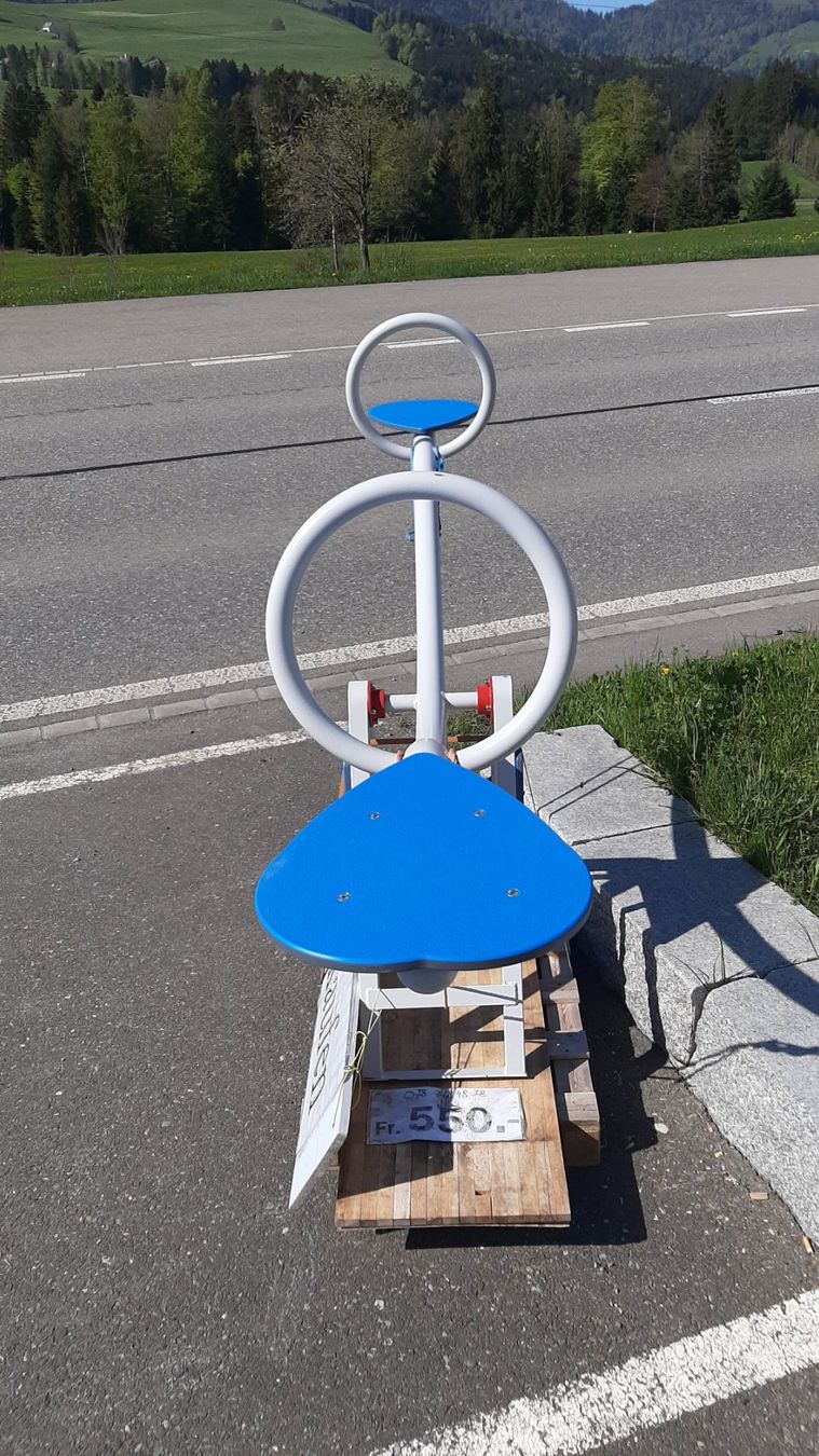 Sonstige Gartenschaukeln: Wippe aus Edelstahl,  Kinderwippe, Karussel, Schaukel – Gebraucht aus Ricken SG von Bobo66 2