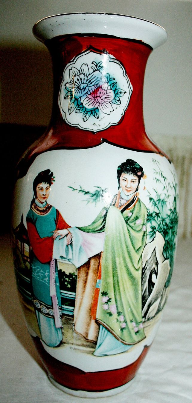 Vasi & Recipienti: China Kaiser Vase – Usato da Baar venduto da 2cvbaar 4