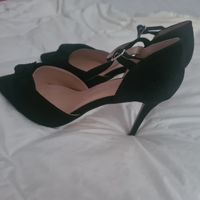 Absatzschuh Gr. 7 entspricht einer 38