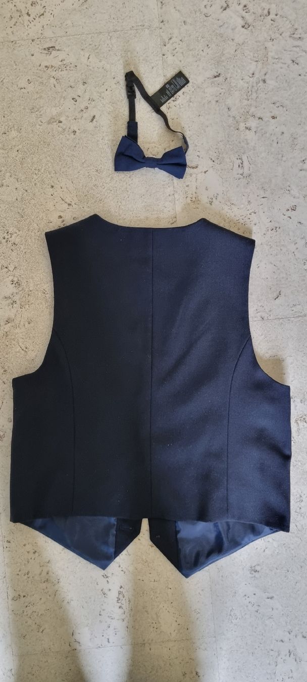C&A Altro abbigliamento per bambino: Gilet dunkelblau mit Fliege – Usato da Bülach venduto da Nilpferd02 2