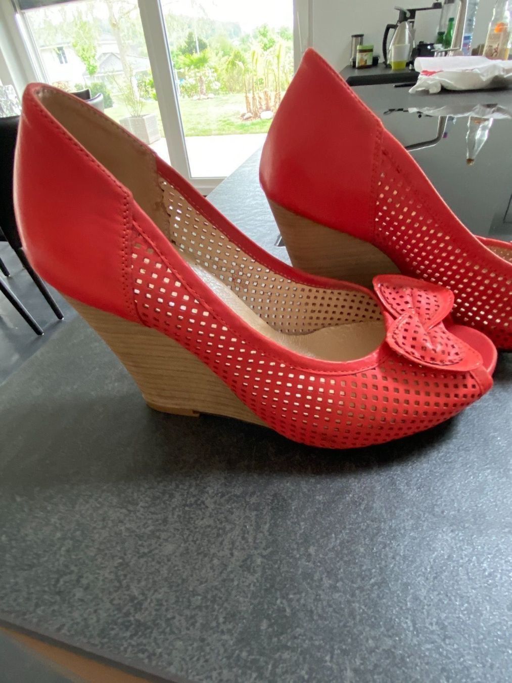 Scarpe da donna: Chaussure cuir Taille 37 NEU – Nuovo (secondo la descrizione) da Porrentruy venduto da SYANKA 2