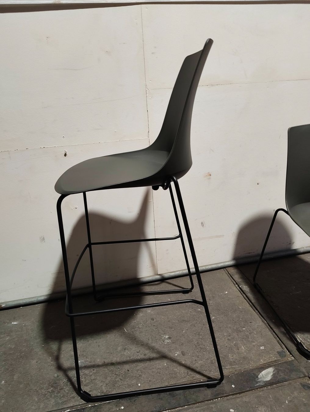 Chaises hautes: VIASIT Stuhl – Neuf (Voir description) à Löhningen par Lor_hj8f 1