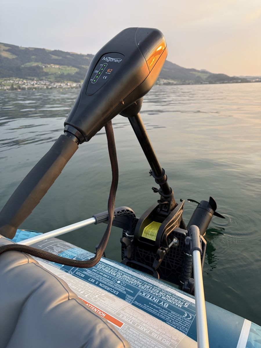 Boote: Intex Excursion 5 Schlauchboot mit E-Motor und Paddel – Neu (gemäss Beschreibung) aus Galgenen von Miachelle 3
