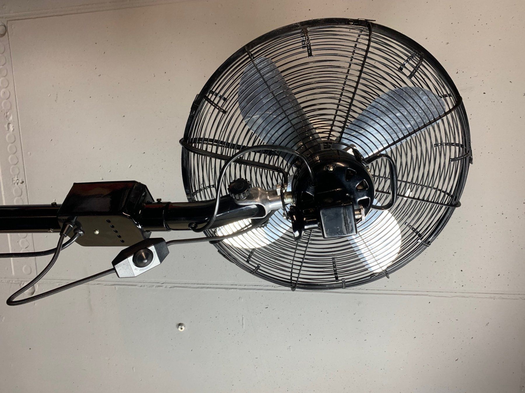Ventilateurs: Ventilator "Cinni" auf Rollständer – D'occasion à Langnau am Albis par vmff 3