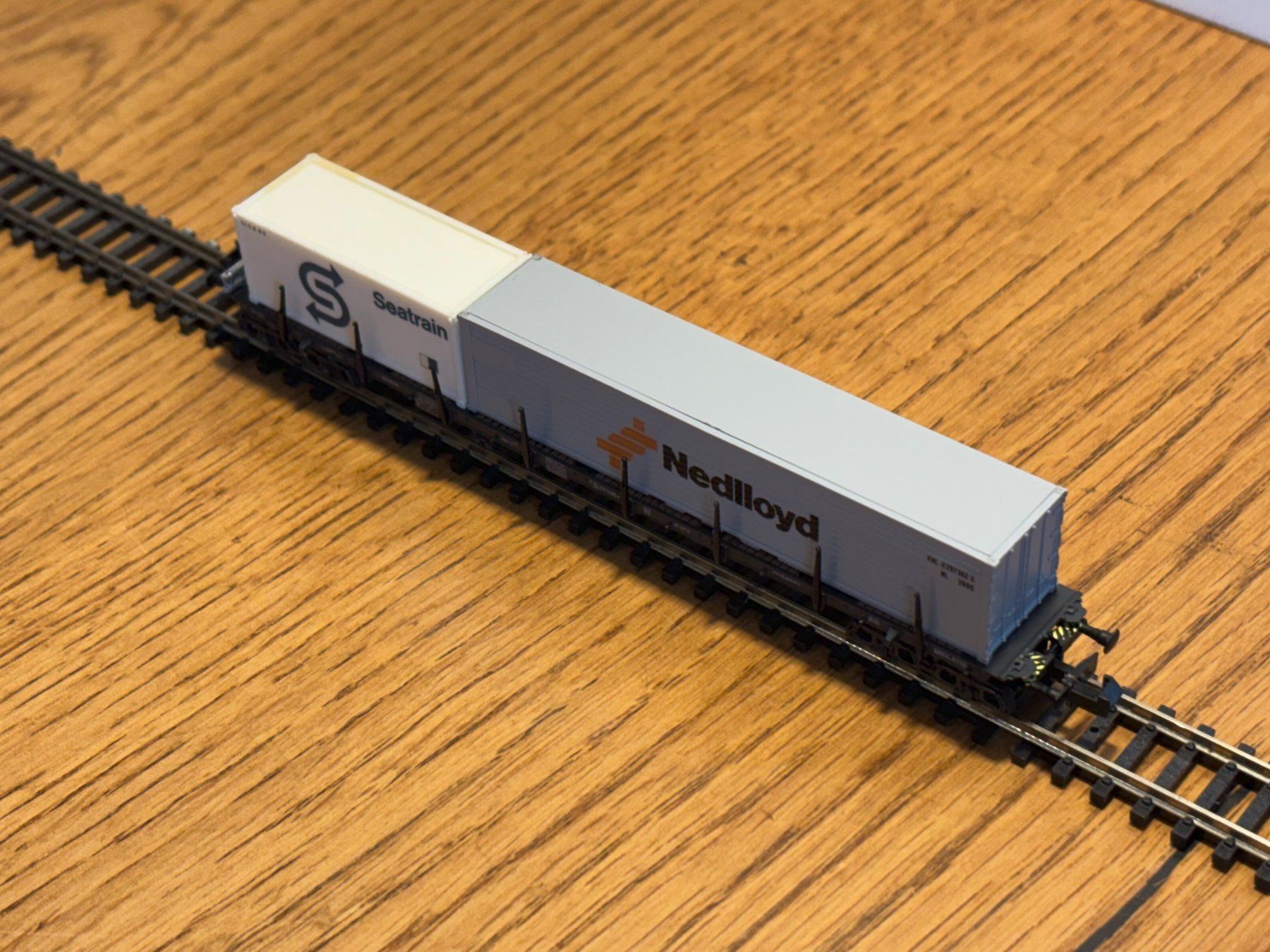 Modellini di ferrovie: L2421: Containerwagen (Spur N) – Usato da Birsfelden venduto da Birs_25 1