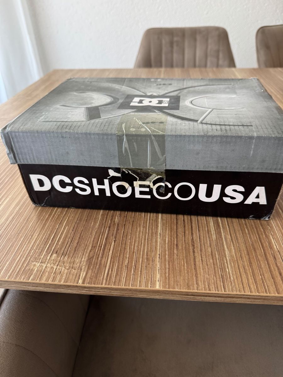 DC shoes Chaussures filles: DC Schuhe Grösse 36 – D'occasion à Goldach par priscilla2012 2