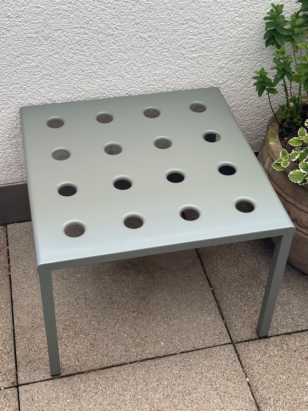 Hay Tavoli: HAY Balcony Beistelltisch – Usato da Glattpark(Opfikon) venduto da AydenM