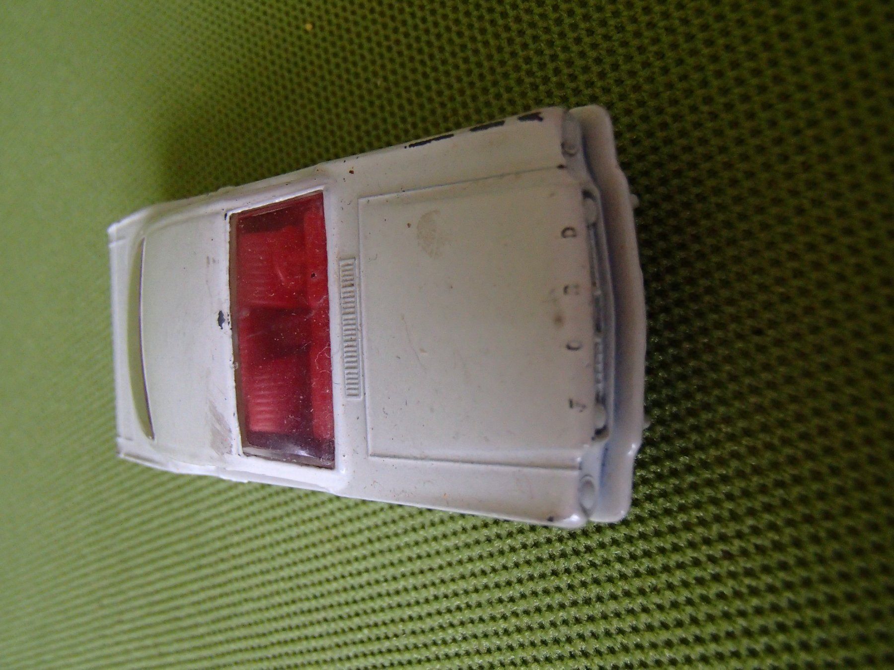 Matchbox Modellini d'auto: weisser Matchbox Ford Mustang – Usato da Schöfflisdorf venduto da pullux 3