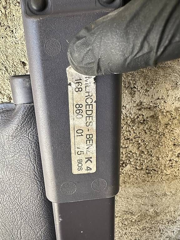 Toutes les pièces auto: Cache-bagages Mercedes classe A W168 – D'occasion à Montana par SamF3300 1