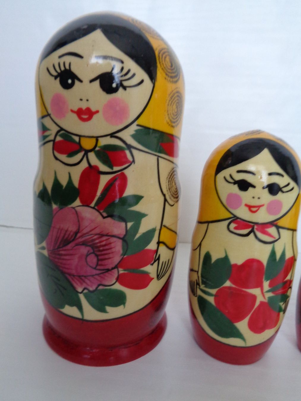 Figurines: Matroschka-Babuschka 6-teilig – D'occasion à Chur par omonia 1
