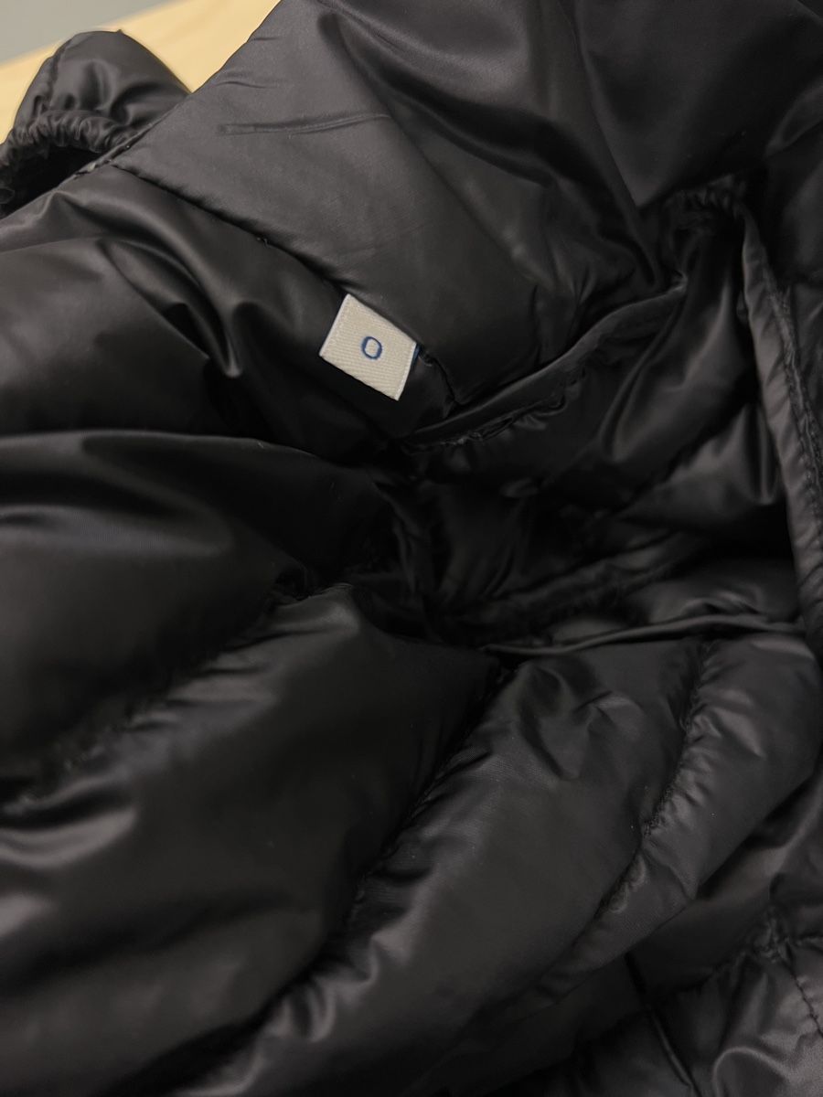Moncler Vestes: Moncler jacket  – Neuf avec emballage d'origine à Zürich par Claus-Zr 8
