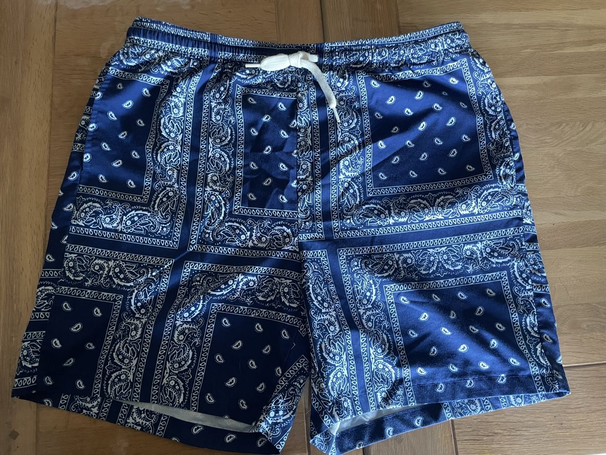 Hosen: Short homme taille XL – Gebraucht aus Martigny-Croix von jen_t9fp