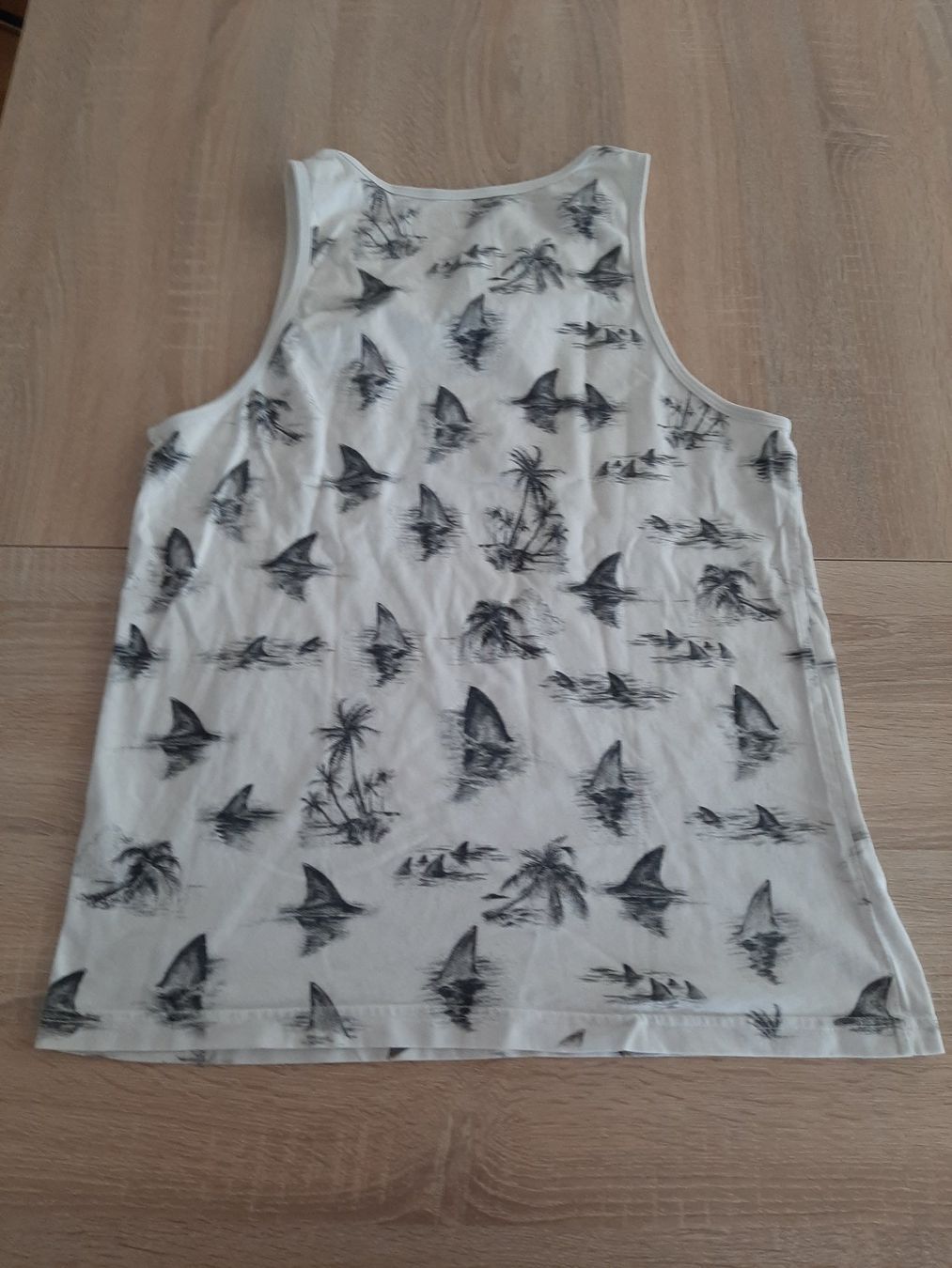 T-shirt: Tanktop Gr. M, RVCA weiss mit Ferienfeeling – Usato da Menziken venduto da Rien1 2